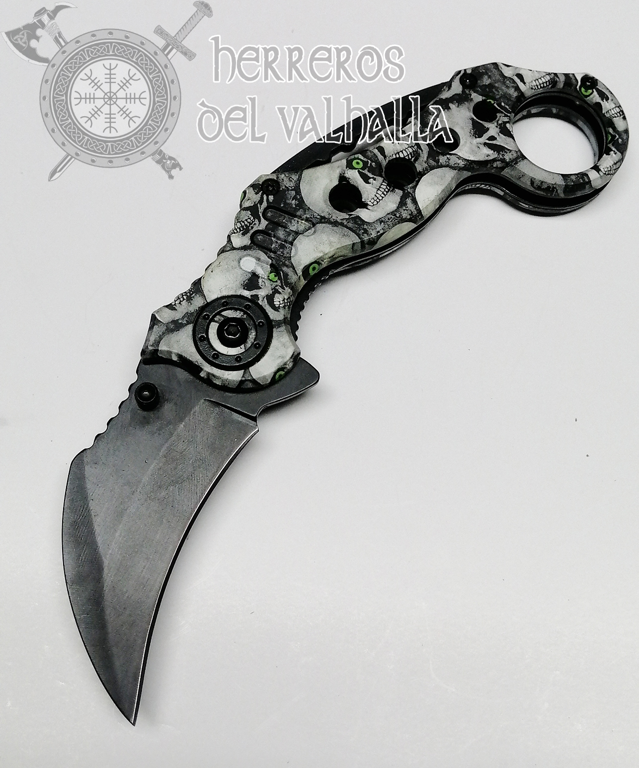 Karambit White Skull